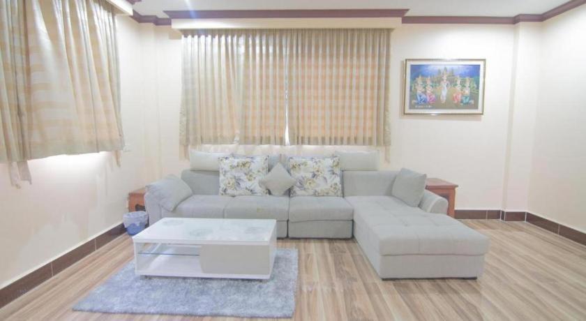 The Mou Hotel Phnom Penh Bagian luar foto