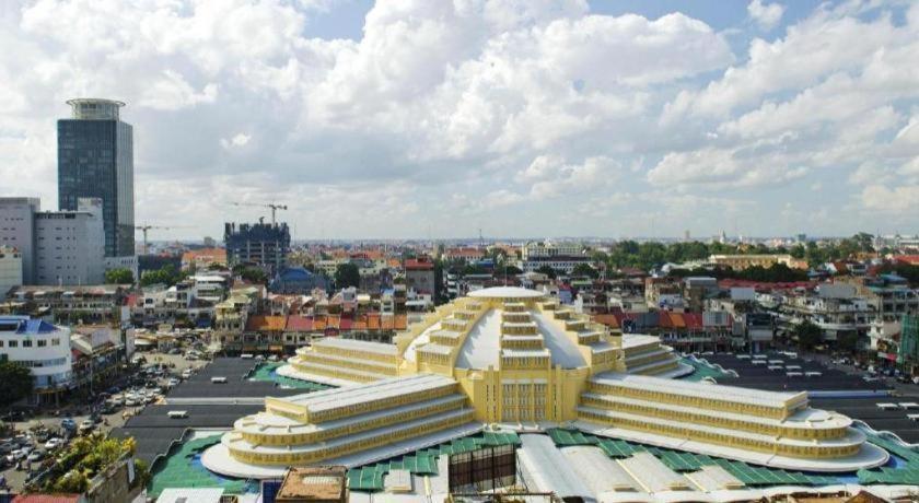 The Mou Hotel Phnom Penh Bagian luar foto