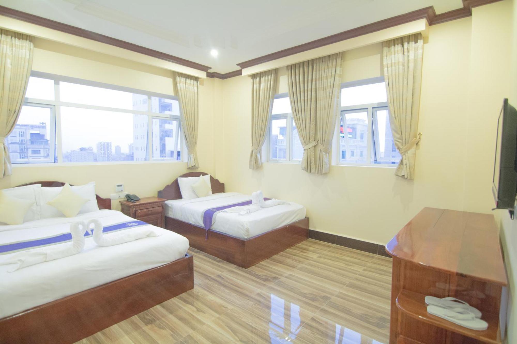 The Mou Hotel Phnom Penh Bagian luar foto